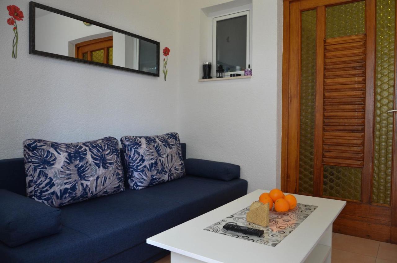 Apartament Ma-lo 1 *